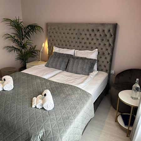 R&J Guesthouse Room Grindavík المظهر الخارجي الصورة